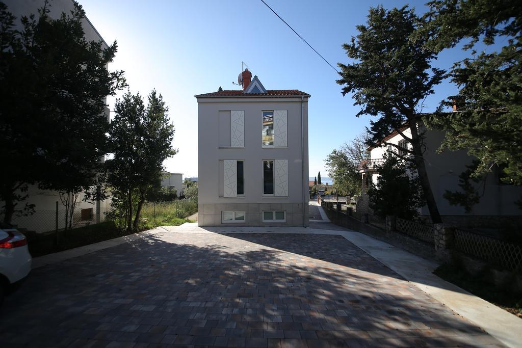 Drance 16 Apartments Selce Bagian luar foto
