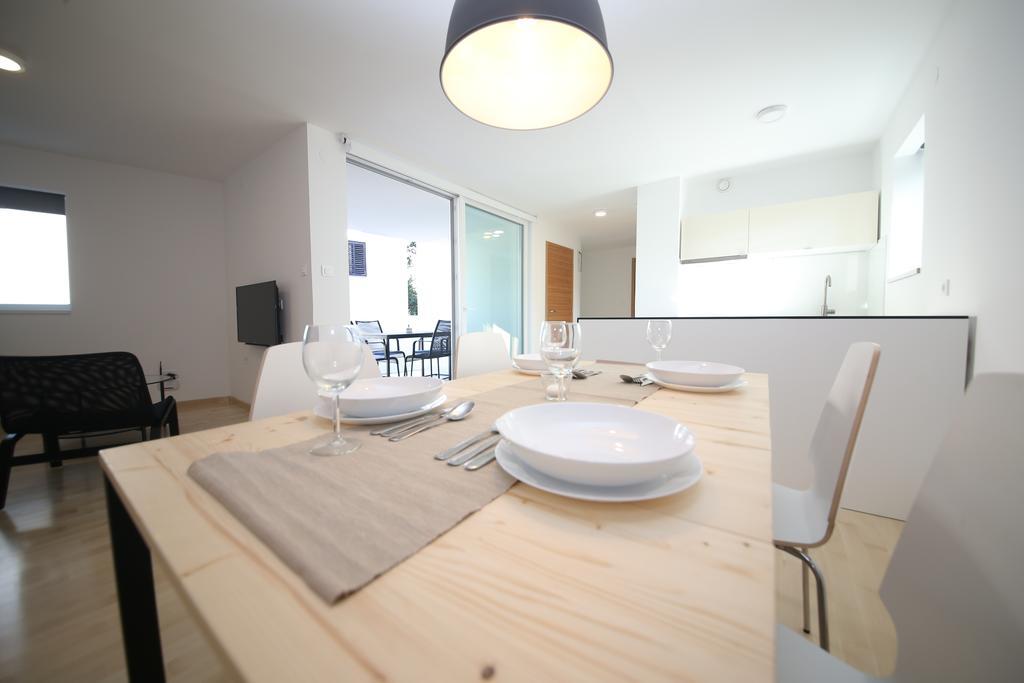 Drance 16 Apartments Selce Bagian luar foto